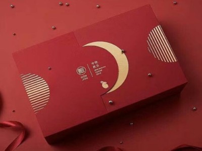 中秋送禮，別讓你的月餅包裝盒裸奔了，濟(jì)南精裝盒廠家教你這樣做
