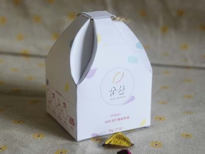 濟南包裝盒廠家設計的化妝品包裝盒，如何得到消費者認可？